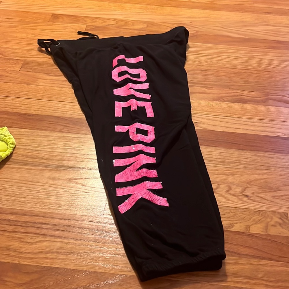 Cropped ankle jogger sweats